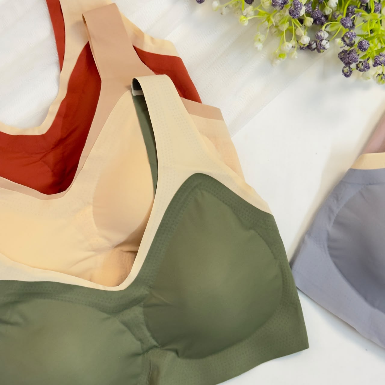 Seamless Stretchable Jelly Bra