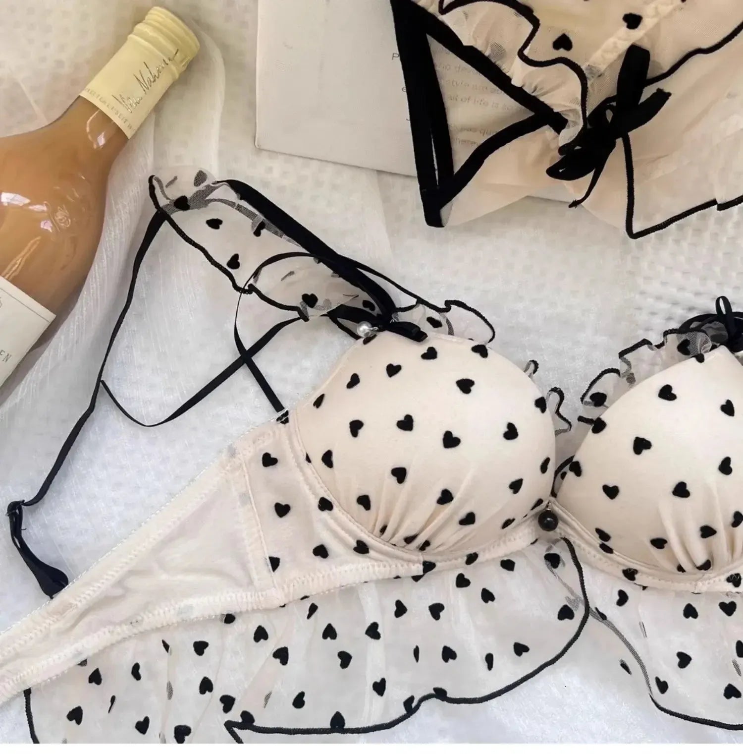 STYLISH FLORAL HEART EMBROIDED PUSHUP BRA