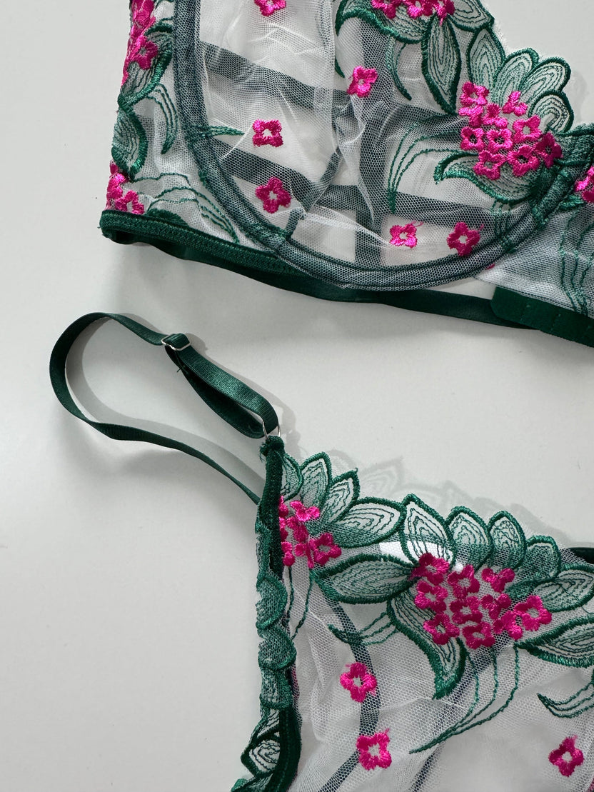 Floral mesh pushup bra panty set (Pack of 3)